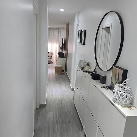 Apartament Centre, C Bilbao 100 M Beach, Sleeps 4 Salou